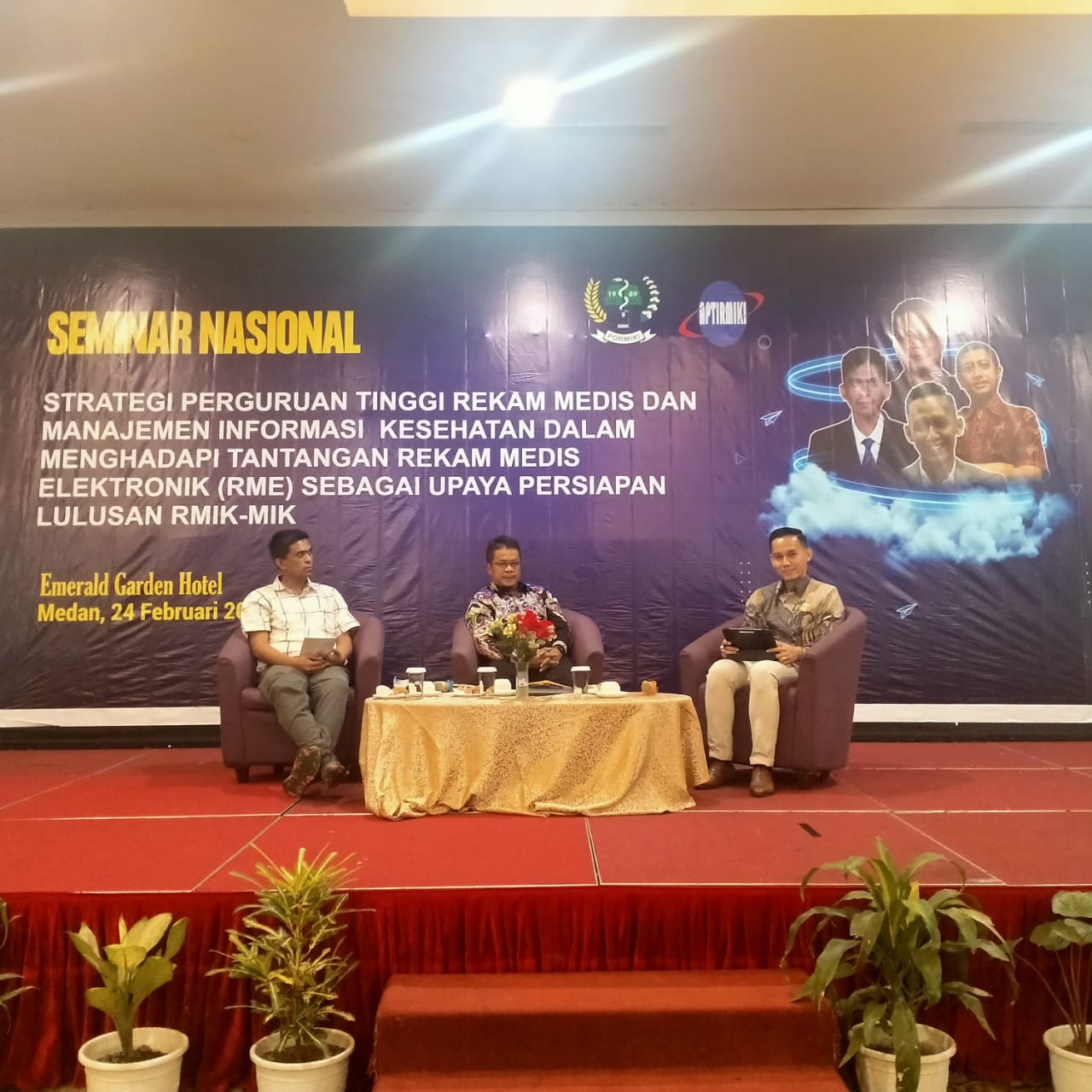 Foto kegiatan Workshop Kurikulum Kolaboratif, diskusi akademik antar dosen