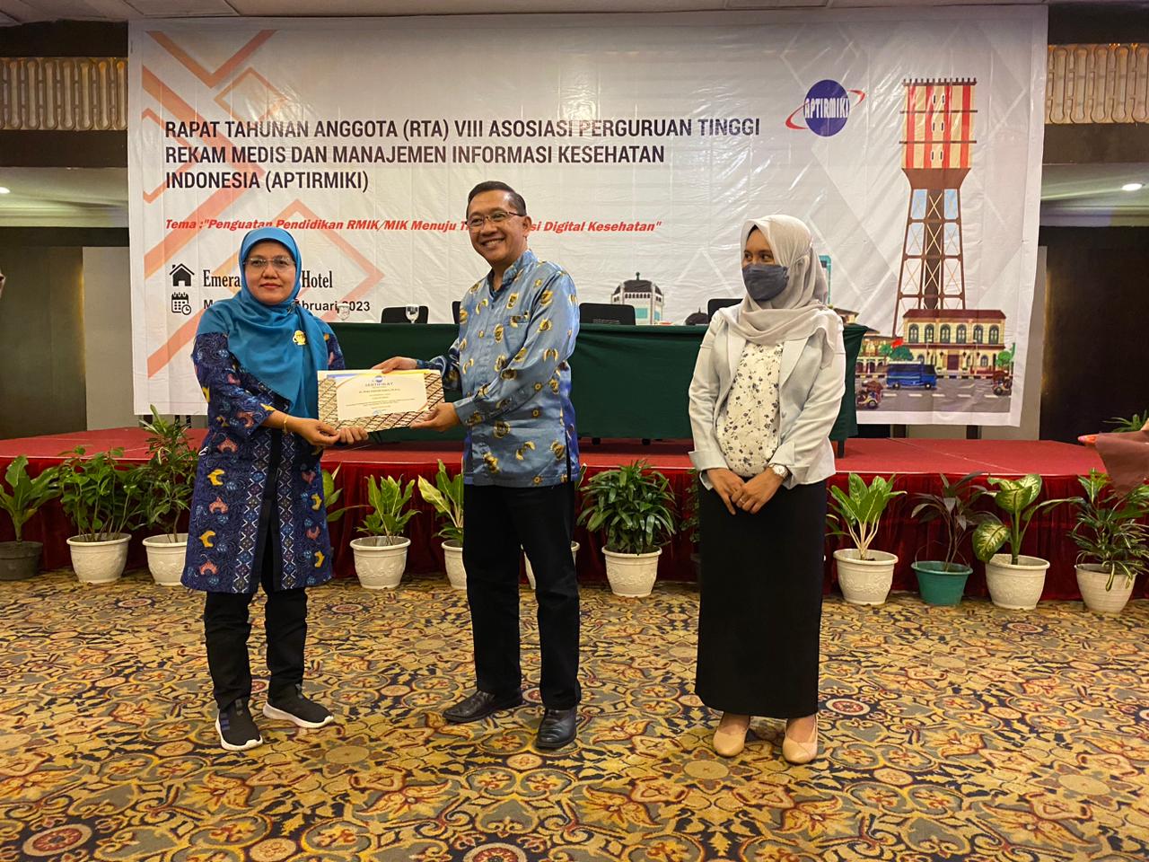 Foto kegiatan Webinar Nasional Radiologi Digital, peserta mengikuti webinar online
